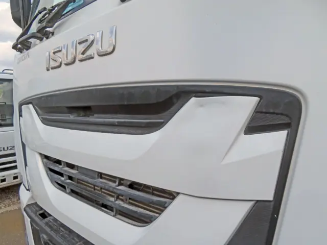 いすゞ ギガ 2KG-CXZ77CTの写真31