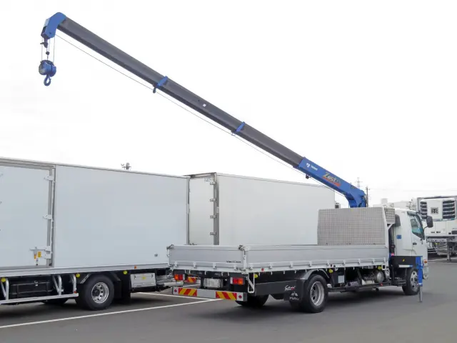 三菱 ファイター 2KG-FK62F(2WD)の写真4