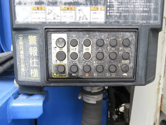 三菱 ファイター 2KG-FK62F(2WD)の写真11