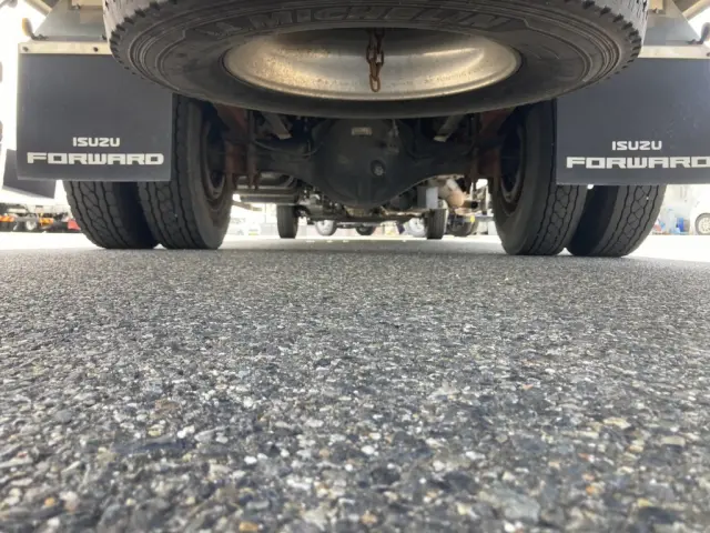 下回りの状態です。|いすゞ フォワード 2RG-FRR90S2(2WD)の写真10