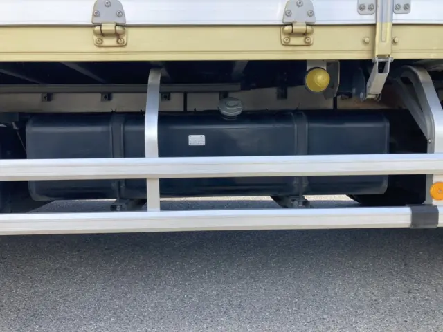 燃料タンクです。|いすゞ フォワード 2RG-FRR90S2(2WD)の写真36