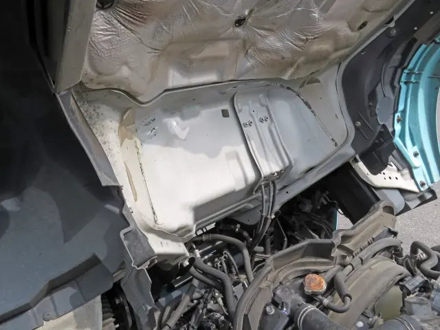 いすゞ エルフ 2PG-NKR88YN(2WD)の写真19