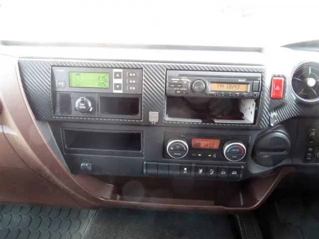 日野 レンジャー 2KG-FC2ABA(2WD)の写真30