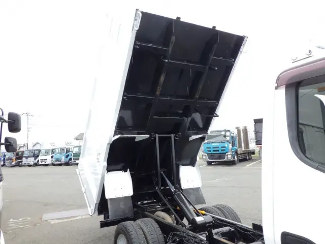 ボディー裏側の状態です。|三菱 キャンター TPG-FBA60(2WD)の写真9