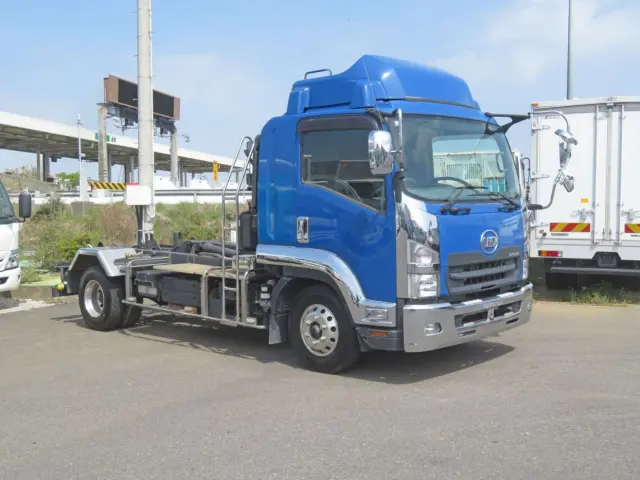 ＵＤ コンドル 2PG-BRR90S2(2WD)の写真2