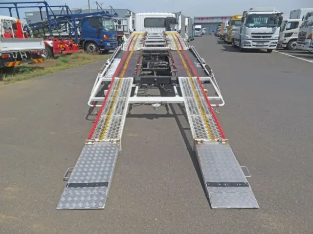 後方から見た状態です。|三菱 ファイター TKG-FK64F改(2WD)の写真11