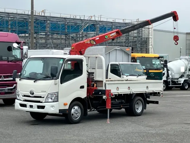 トヨタ ダイナ 2RG-XZU710(2WD)の写真1