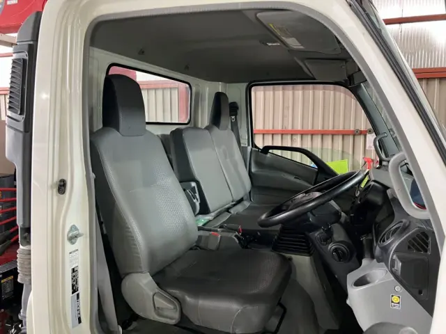 トヨタ ダイナ 2RG-XZU710(2WD)の写真5