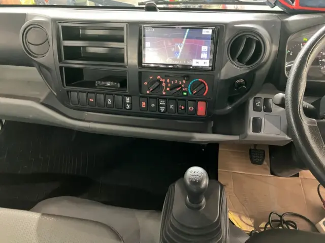 トヨタ ダイナ 2RG-XZU710(2WD)の写真17