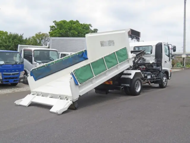 日野 レンジャー 2KG-FC2ABA(2WD)の写真6