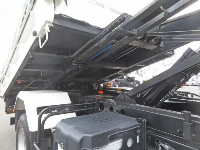 日野 レンジャー 2KG-FC2ABA(2WD)の写真17