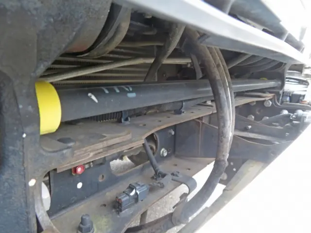 フロントパネル内部にサビがあります。|日野 レンジャー 2KG-FC2ABA(2WD)の写真33