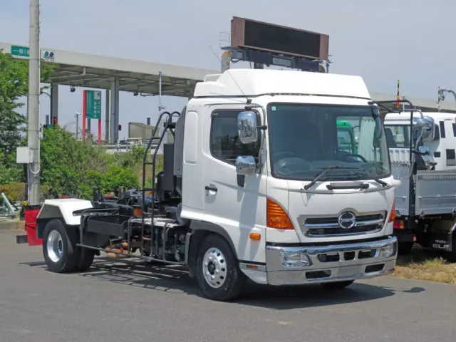 日野 レンジャー TKG-FD9JGAA(2WD)の写真2