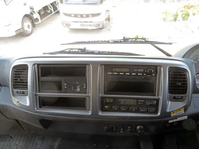 インパネ周りの状態です。|日野 レンジャー TKG-FD9JGAA(2WD)の写真27