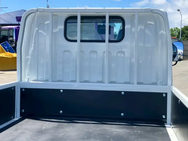三菱 キャンター 2RG-FBA20(2WD)の写真10