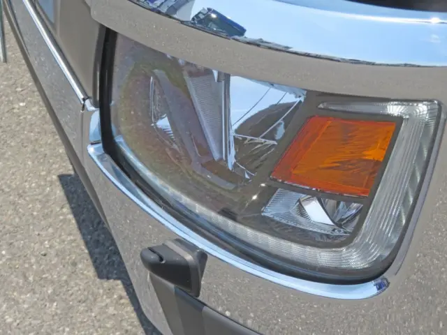ヘッドライトウォッシャー付きです。|日野 レンジャー 2KG-FD2ABG(2WD)の写真17