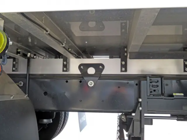 シャーシとネタの状態です。|日野 レンジャー 2KG-FD2ABG(2WD)の写真7