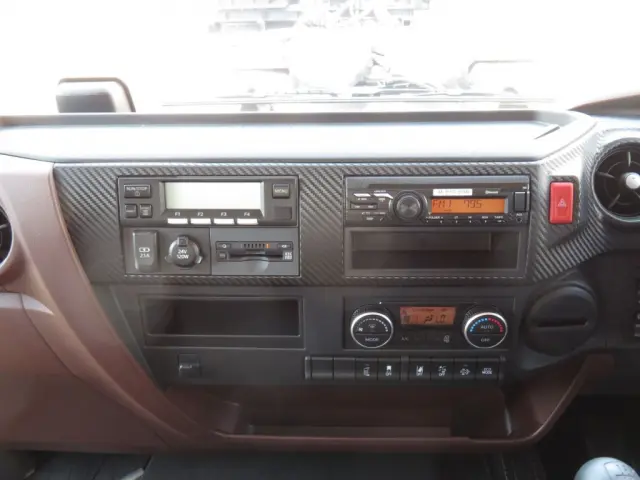 インパネ周りの状態です。|日野 レンジャー 2KG-FD2ABG(2WD)の写真20