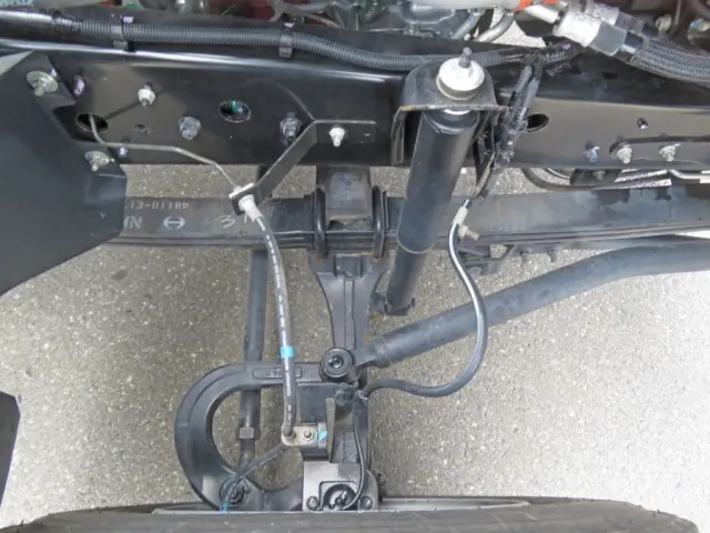 脚に周りに軽いサビがあります。|日野 レンジャー 2KG-FD2ABG(2WD)の写真29