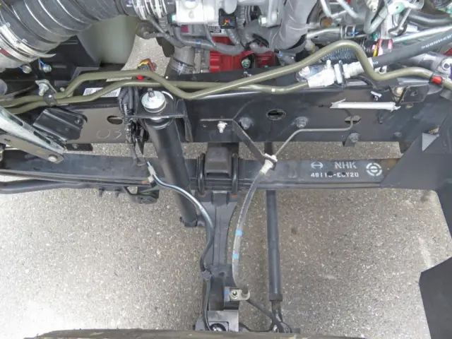 脚に周りに軽いサビがあります。|日野 レンジャー 2KG-FD2ABG(2WD)の写真32