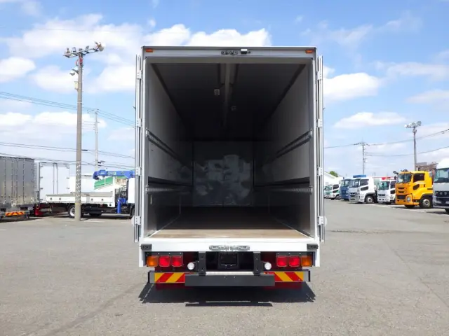 荷台全体の状態です。|三菱 スーパーグレート 2PG-FS74HZ(8x4)の写真9
