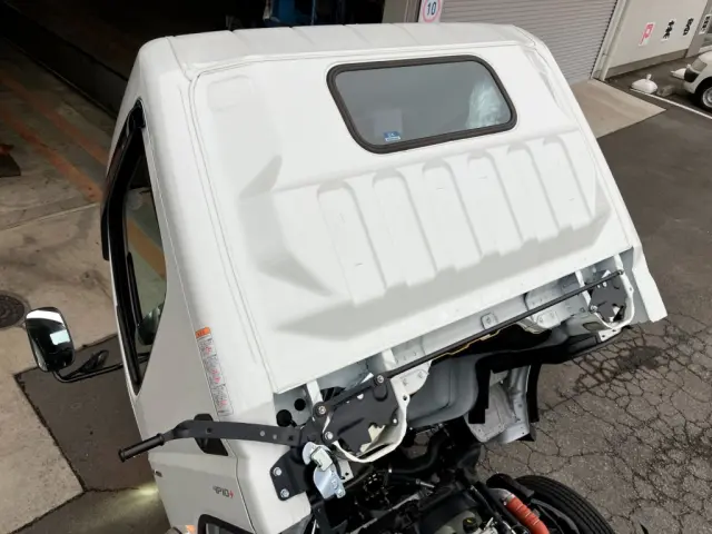 キャブバックの状態です。|三菱 キャンター 2RG-FEAV0(2WD)の写真34