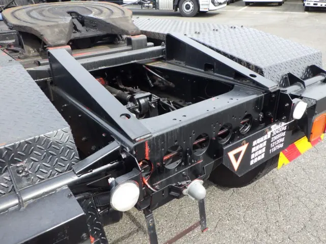 シャーシの状態です。|いすゞ ギガ QDG-EXZ52BJの写真7