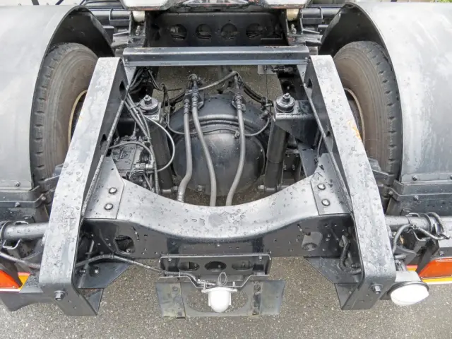いすゞ ギガ PDG-EXR52G8の写真10