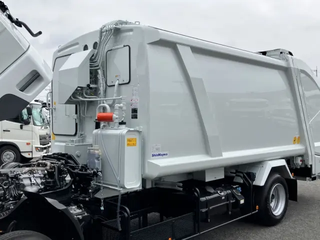 三菱 ファイター 2KG-FK62F(2WD)の写真20