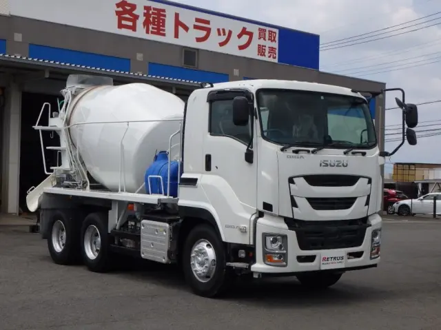 いすゞ ギガ 2KG-CXZ77CT(6x4)の写真2