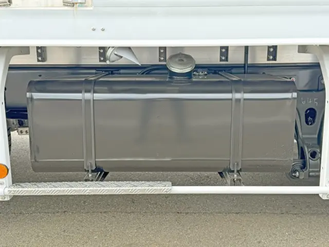 燃料タンクは200Lです。|日野 レンジャー 2KG-FD2ABG(2WD)の写真18