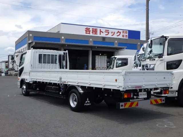 三菱 ファイター 2KG-FK62F(2WD)の写真3