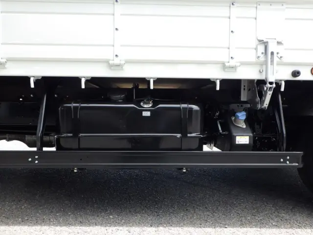 燃料タンクは200Lです。|三菱 ファイター 2KG-FK62F(2WD)の写真24
