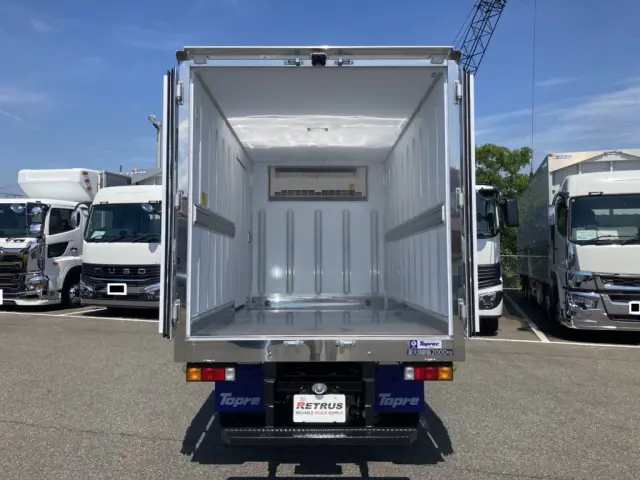 三菱 キャンター 2RG-FBAV0(2WD)の写真15