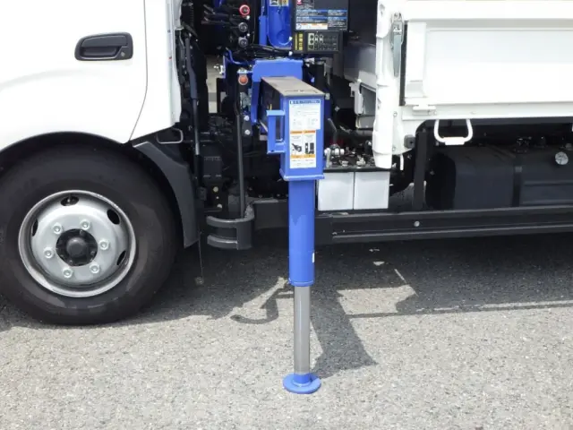 アウトリガーの状態です。|日野 デュトロ 2KG-XZU712M(2WD)の写真11