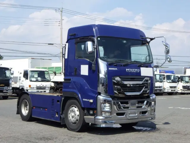 いすゞ ギガ QKG-EXD52BD(2WD)の写真2