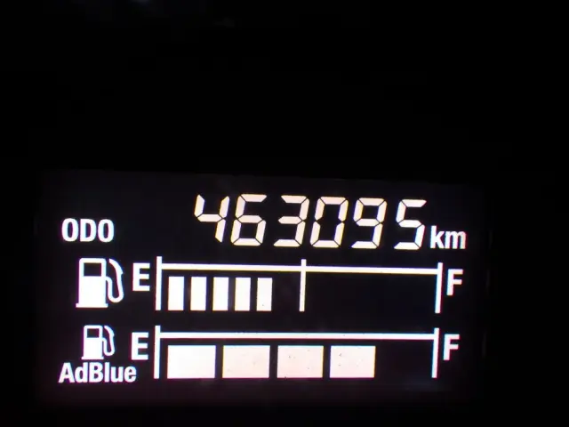 いすゞ ギガ QKG-EXD52BD(2WD)の写真17