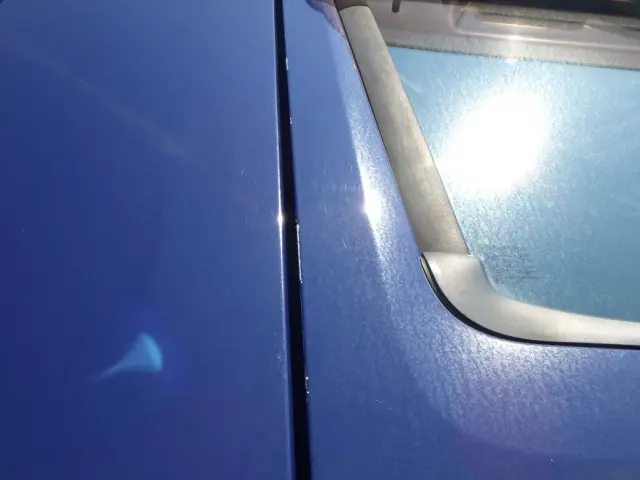 運転席側ドアにキズがあります。|いすゞ ギガ QKG-EXD52BD(2WD)の写真20