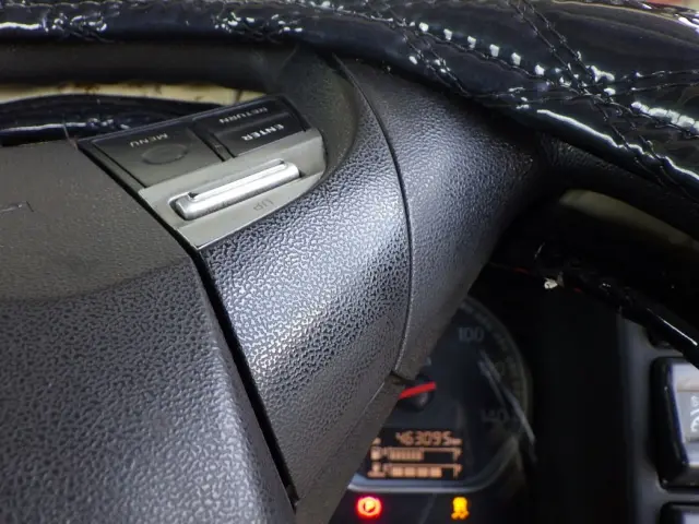 ハンドルにスレがあります。|いすゞ ギガ QKG-EXD52BD(2WD)の写真32