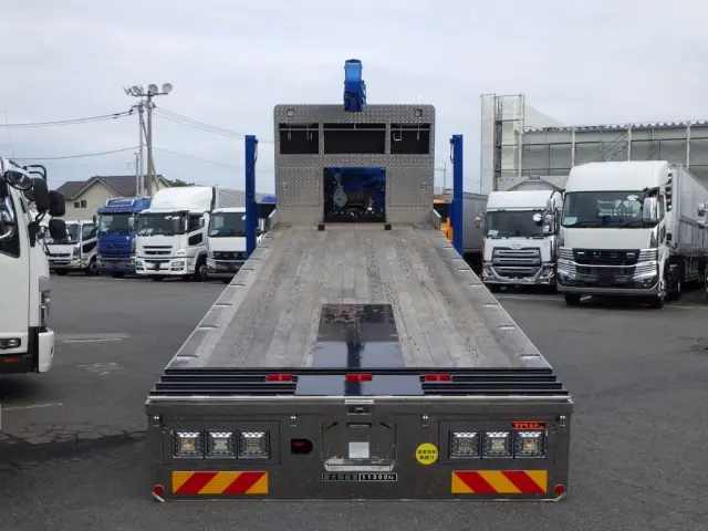 荷台全体の状態です。|いすゞ ギガ 2PG-CYH77D(8x4)の写真7