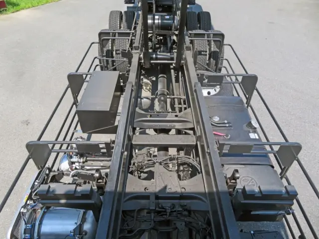 日野 プロフィア 2DG-FS1AHE(6x4)の写真11