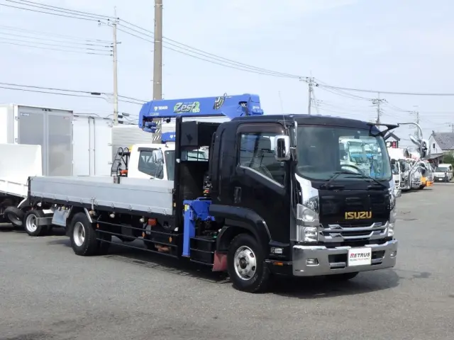 いすゞ フォワード 2RG-FSR90S2(2WD)の写真2