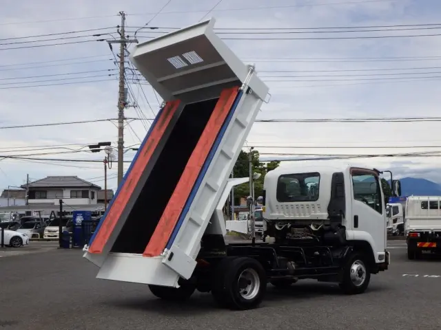 いすゞ フォワード TKG-FRR90S1(2WD)の写真4