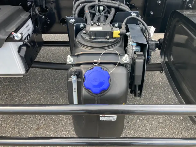 アドブルータンクです。|日野 レンジャー 2KG-FE2ACA(2WD)の写真32