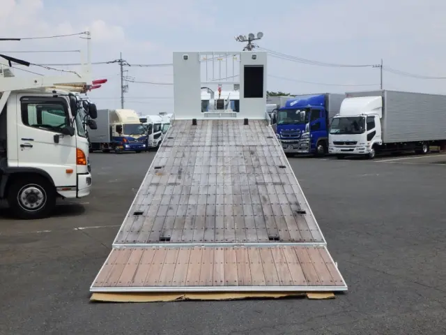 荷台全体の状態です。|三菱 スーパーグレート 2PG-FS80VZ(8x4)の写真8