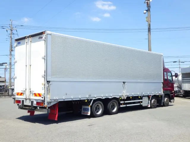 いすゞ ギガ QKG-CYJ77A(8x4)の写真4