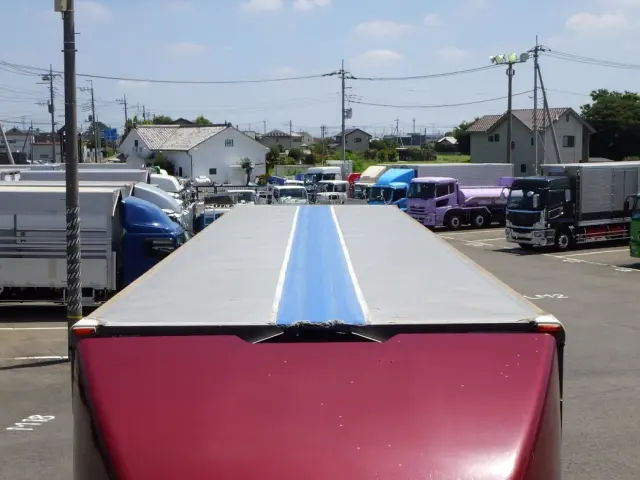 いすゞ ギガ QKG-CYJ77A(8x4)の写真20