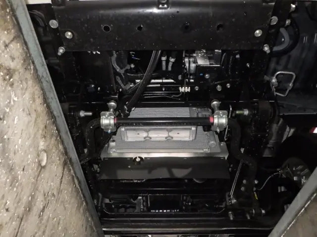 ボディー下周りの状態です。|日野 デュトロ 2KG-XZU712M(2WD)の写真13