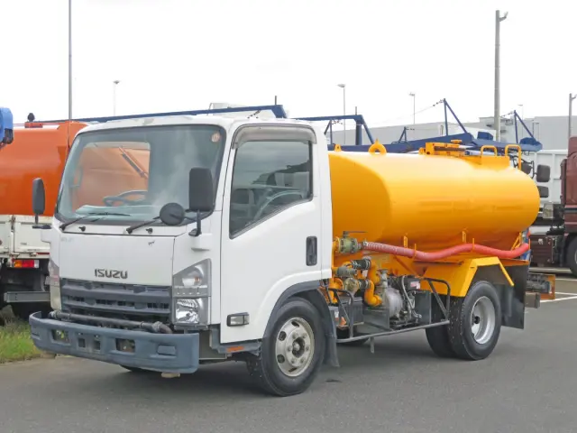いすゞ エルフ PKG-NPR75N(2WD)の写真1