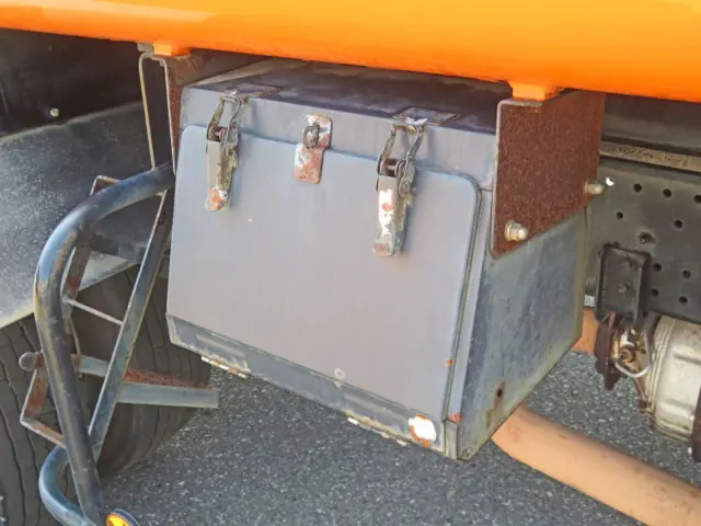 工具箱付きです。|いすゞ フォワード TKG-FRR90S2(2WD)の写真18